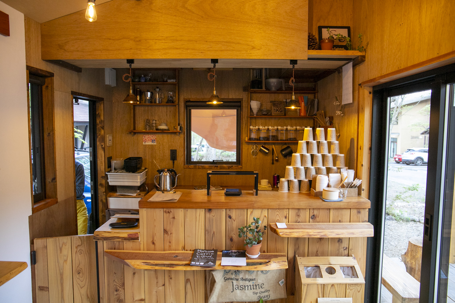 Satoru coffeeの店内