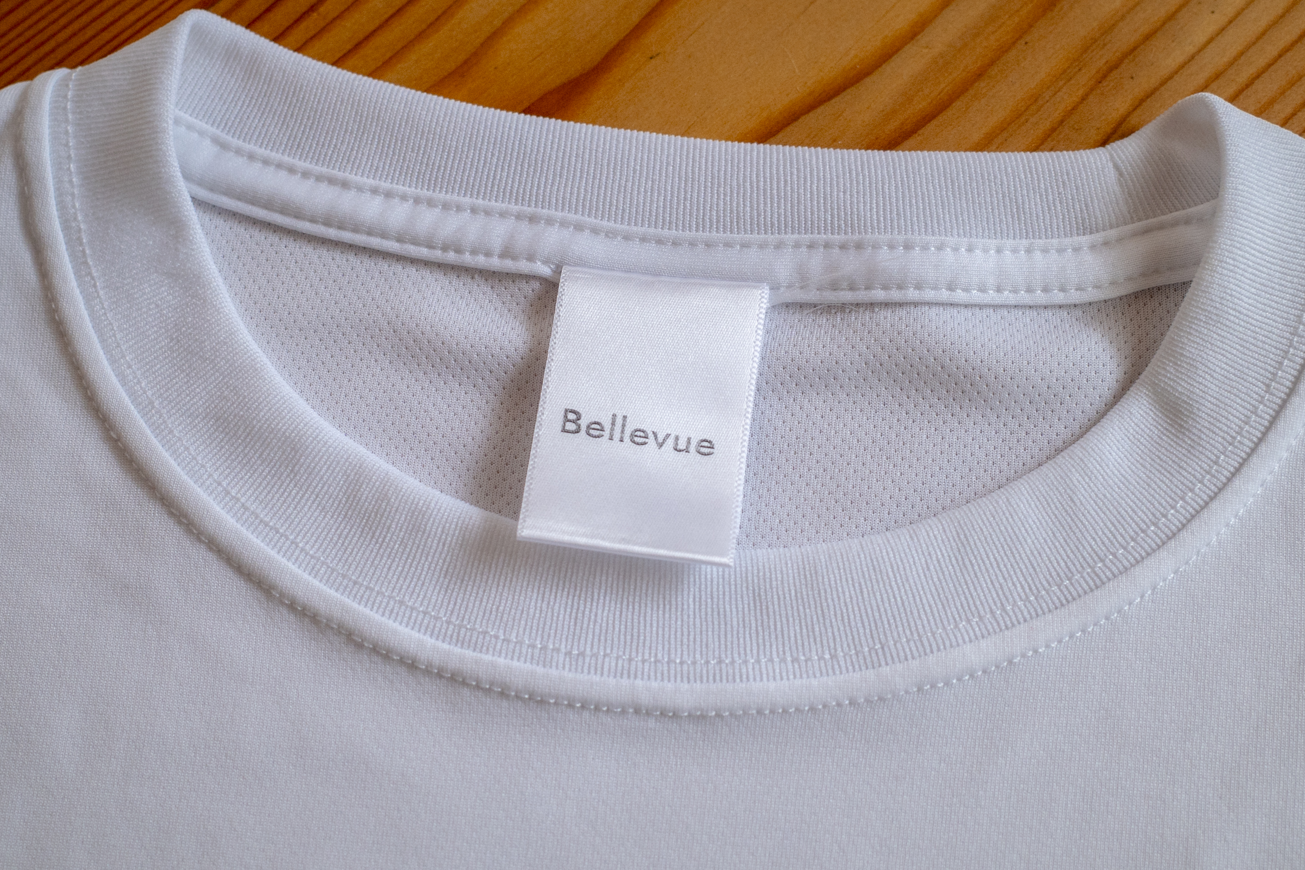 Bellevue Tシャツ
