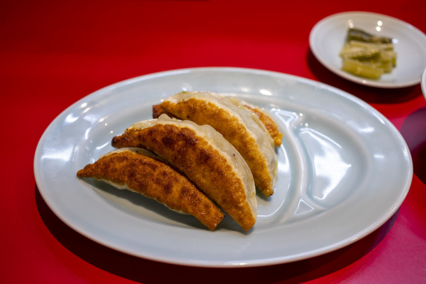 大町市 俵屋飯店 食べ応え抜群の餃子が人気 精肉店が営む中華料理店 アンテナ白馬 白馬村の魅力 伝えるサイト